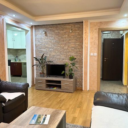 Nikki'S Apartment Подгориця Екстер'єр фото