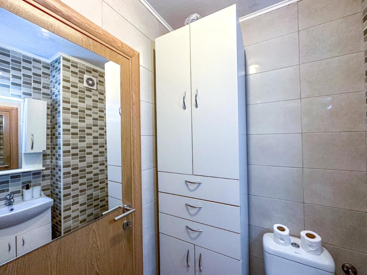 Nikki'S Apartment Подгориця Екстер'єр фото